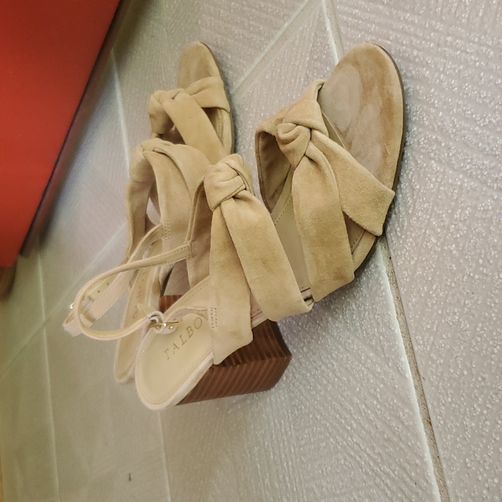 Talbots Suede leather Strappy Sandals Size  8